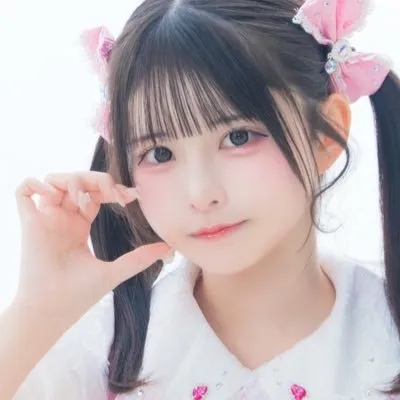 羽桜ももの写真