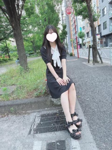 みな『おっとり優しい薄幸美少女』