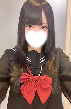 秋葉原制服オーディション、新18歳かりんちゃんはもち肌がうり♪の記事画像
