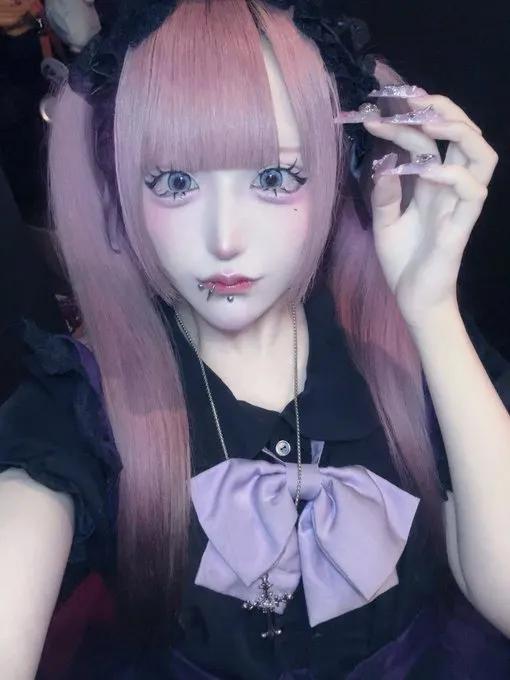 みい