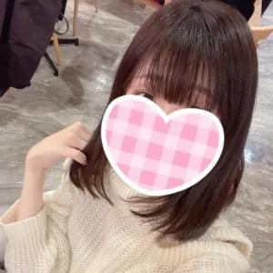 神村ひなの