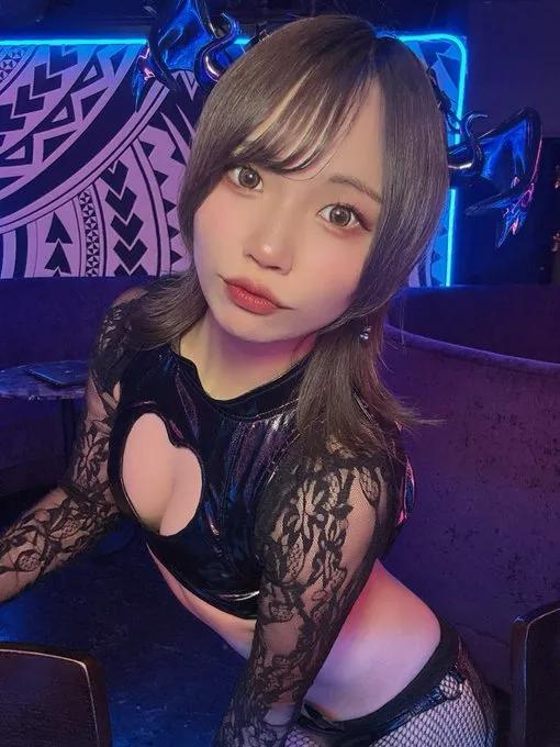 るり