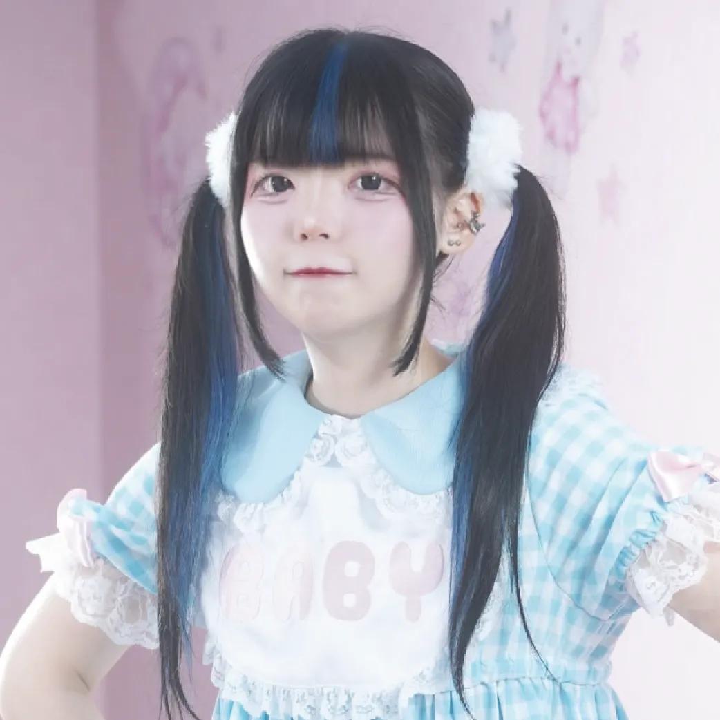 みな