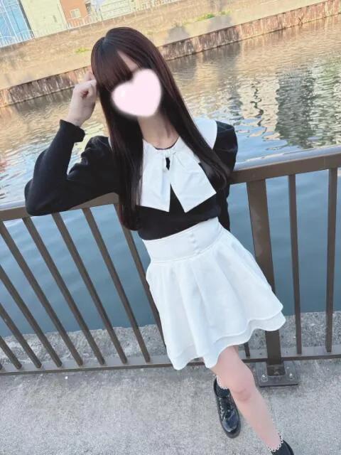 りん『ガチお嬢様 一人で出来るもんの初リフレ まだまだ色々知りたがり』