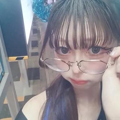みな