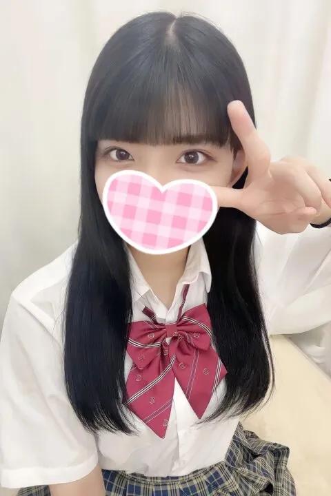 ゆりな