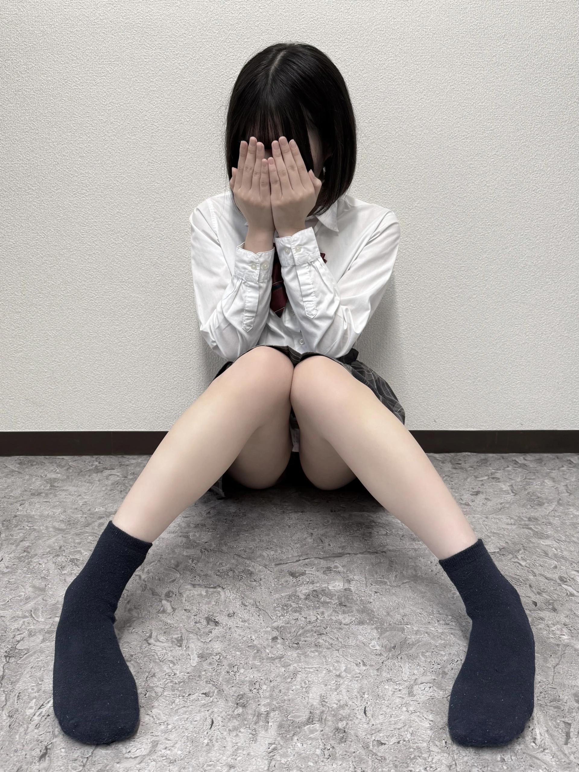 安堂りん 