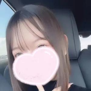 桃白えま