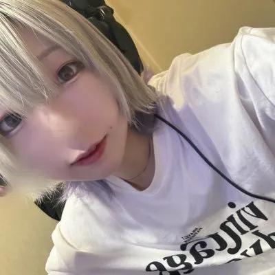 成瀬 月