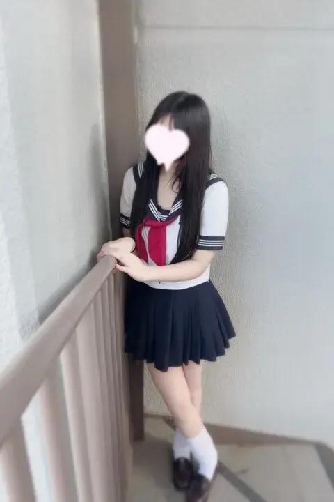 りん（JK上がりたて）