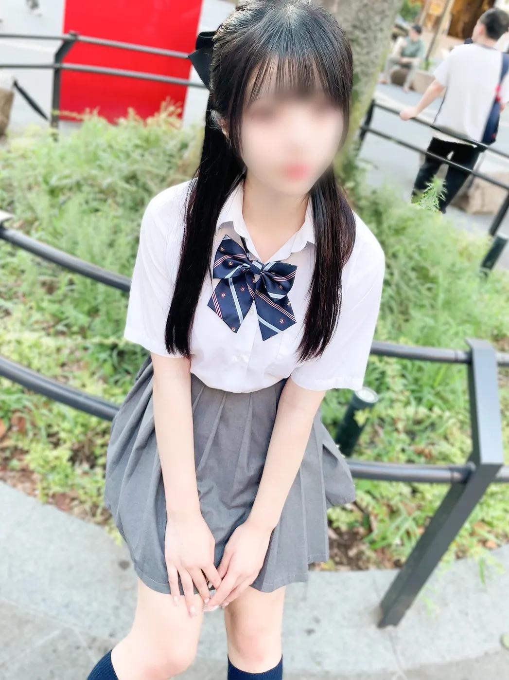 8/13入店🔰 ひなり(JK上がりたて18歳)