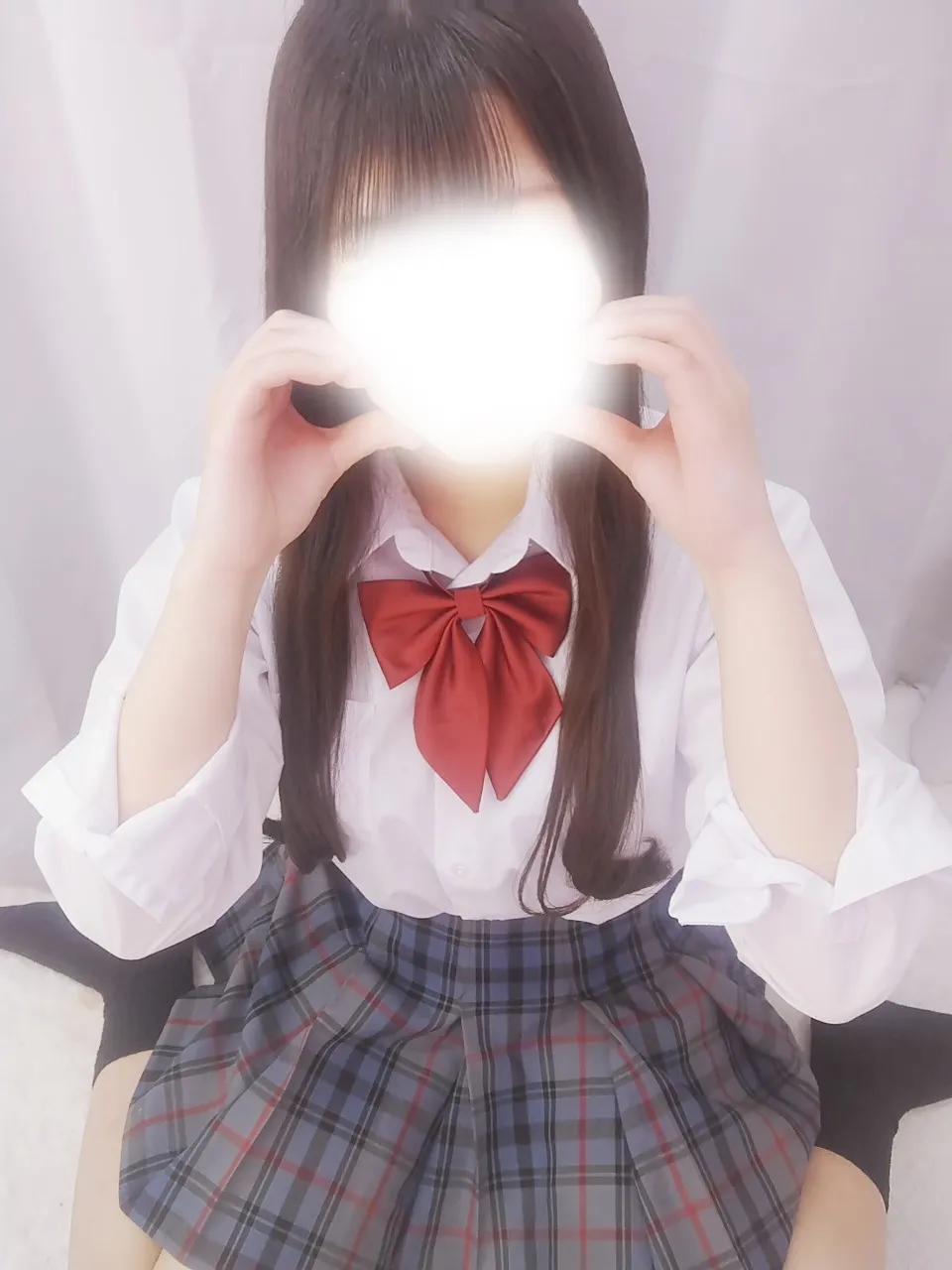 あんず(JK上がりたて18歳)