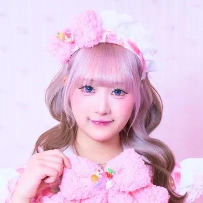 るり
