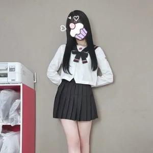 もにか