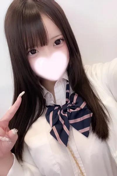 もも(JK上がりたて18歳)
