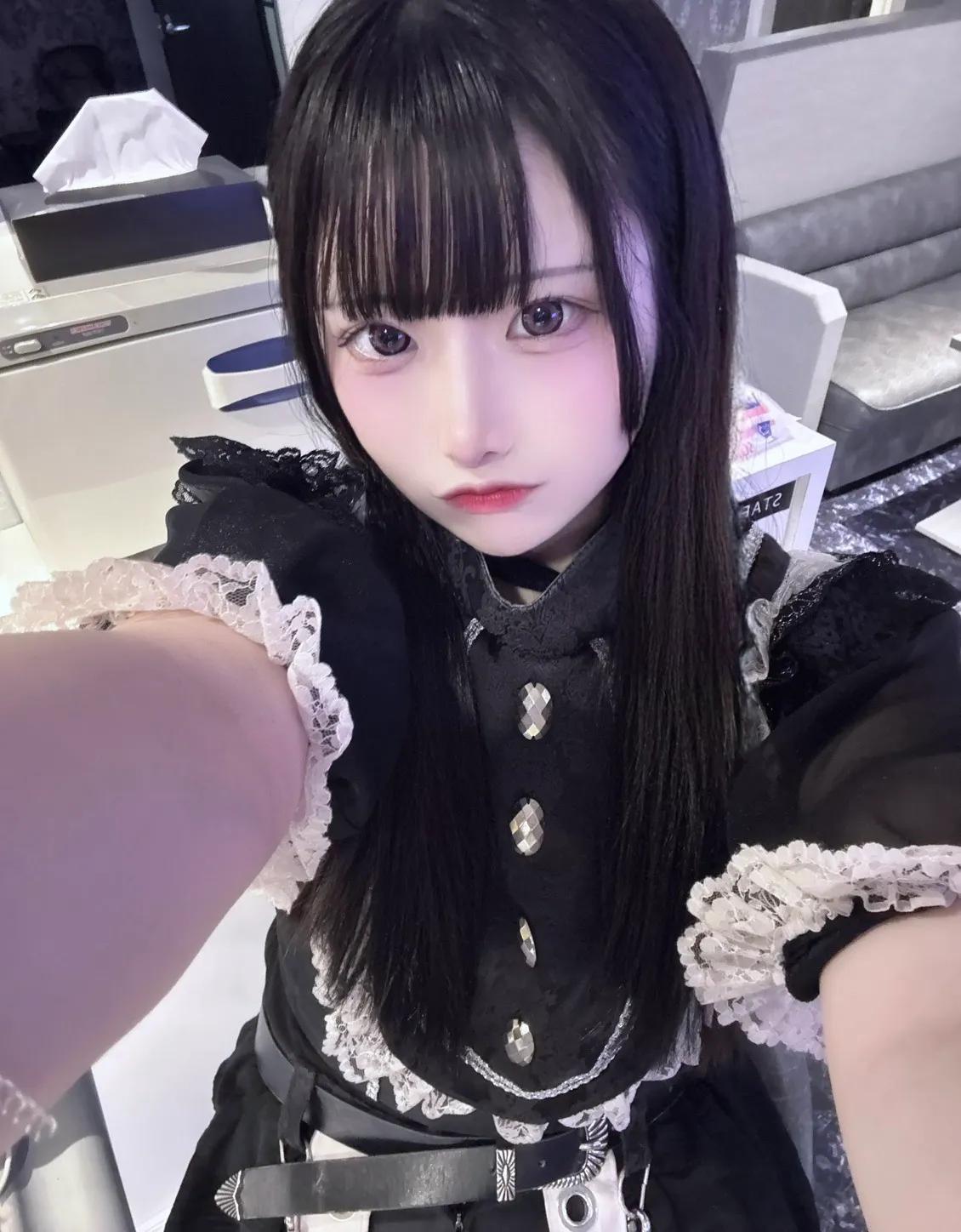 きょむ