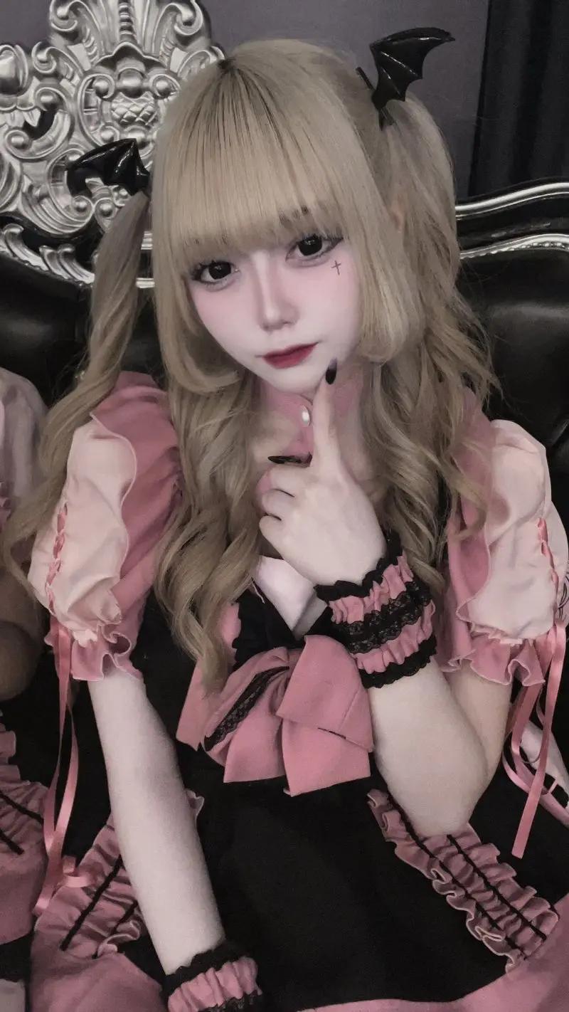 黒魅メロ