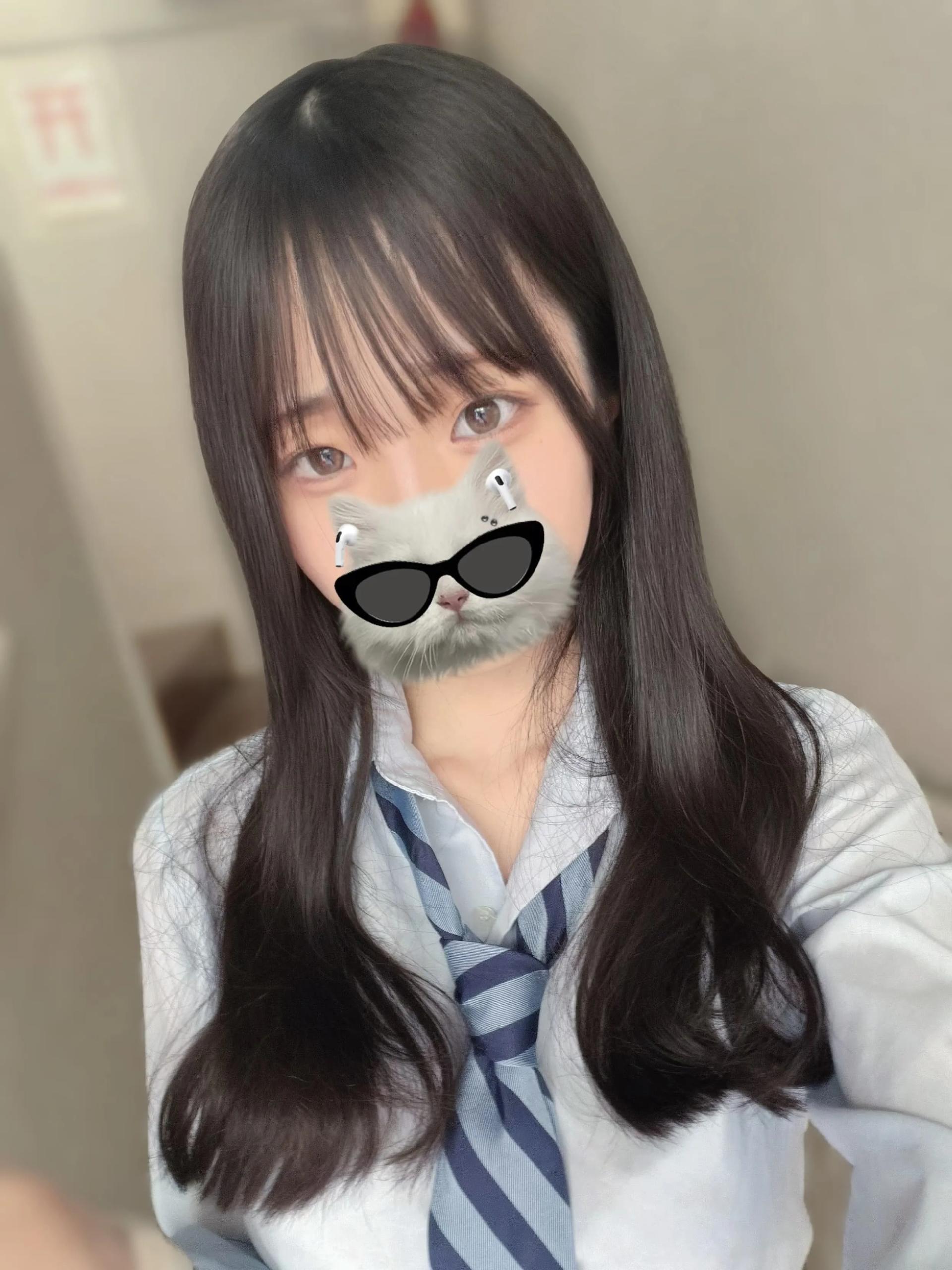 はるき（JK上がりたて18歳）