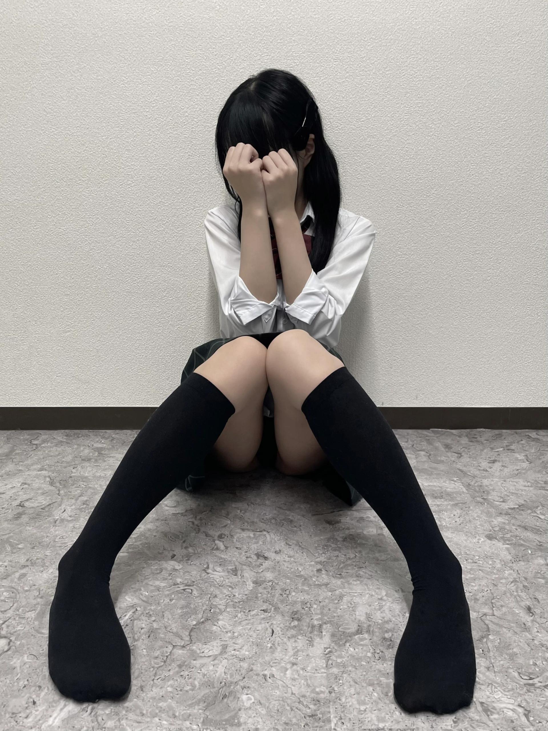 月野かりな